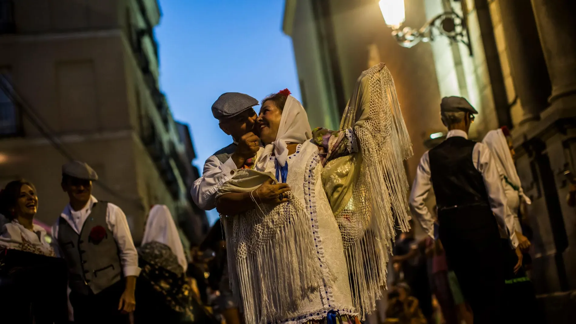 Las verbenas que se celebran en agosto en Madrid, como la de La Paloma, son las más castizas