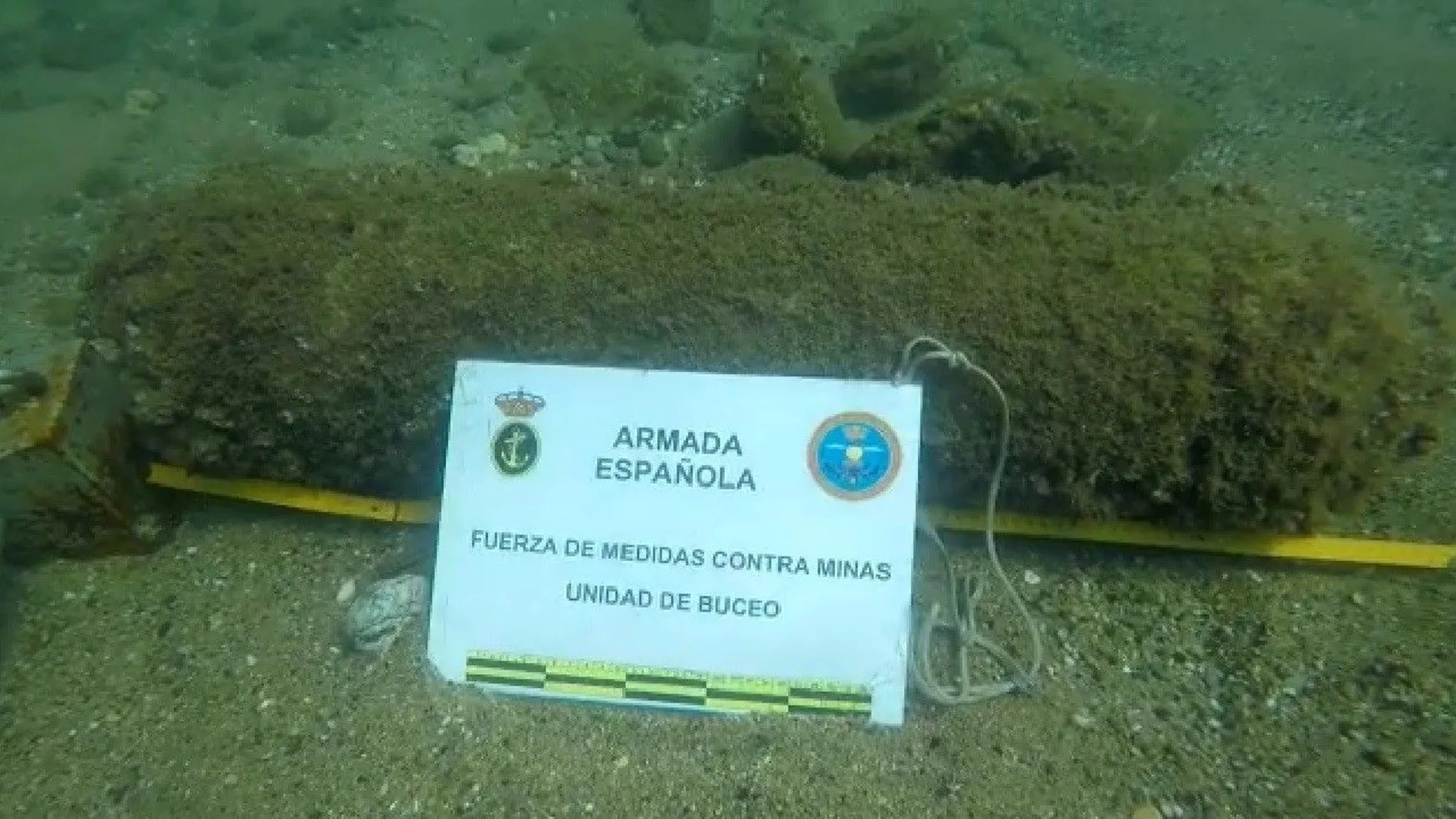 Tras el hallazgo, las autoridades locales competentes solicitaron el apoyo de especialistas de la Armada en desactivación de explosivos