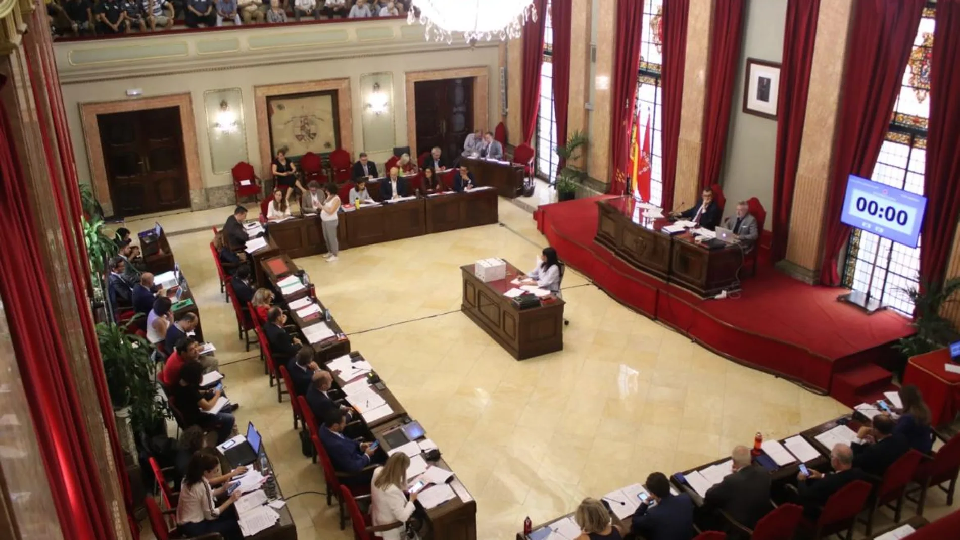 El Pleno del Ayuntamiento de Murcia aprobó ayer, con los votos a favor de PP y Cs, el proyecto de Presupuestos de 2019 para el municipio