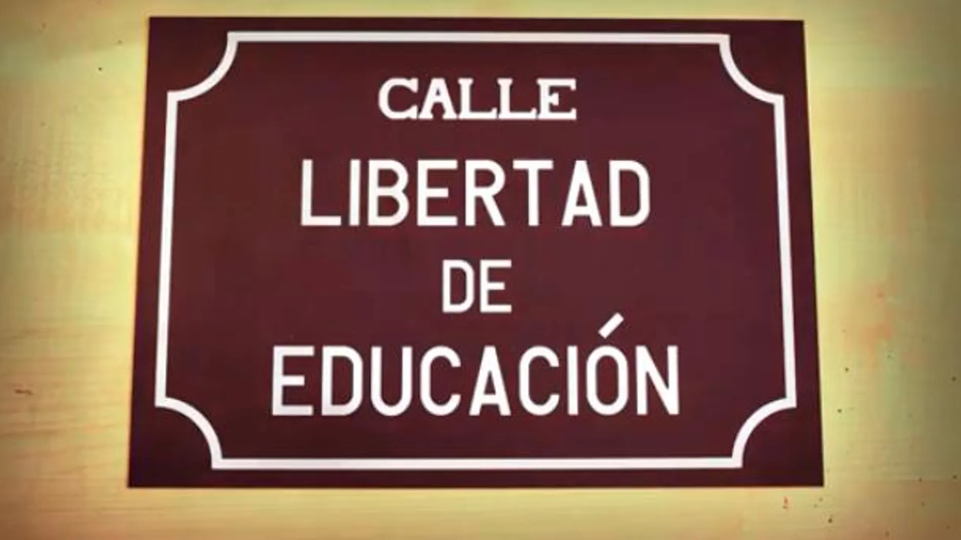 Imagen del ejemplo de placa para las calles