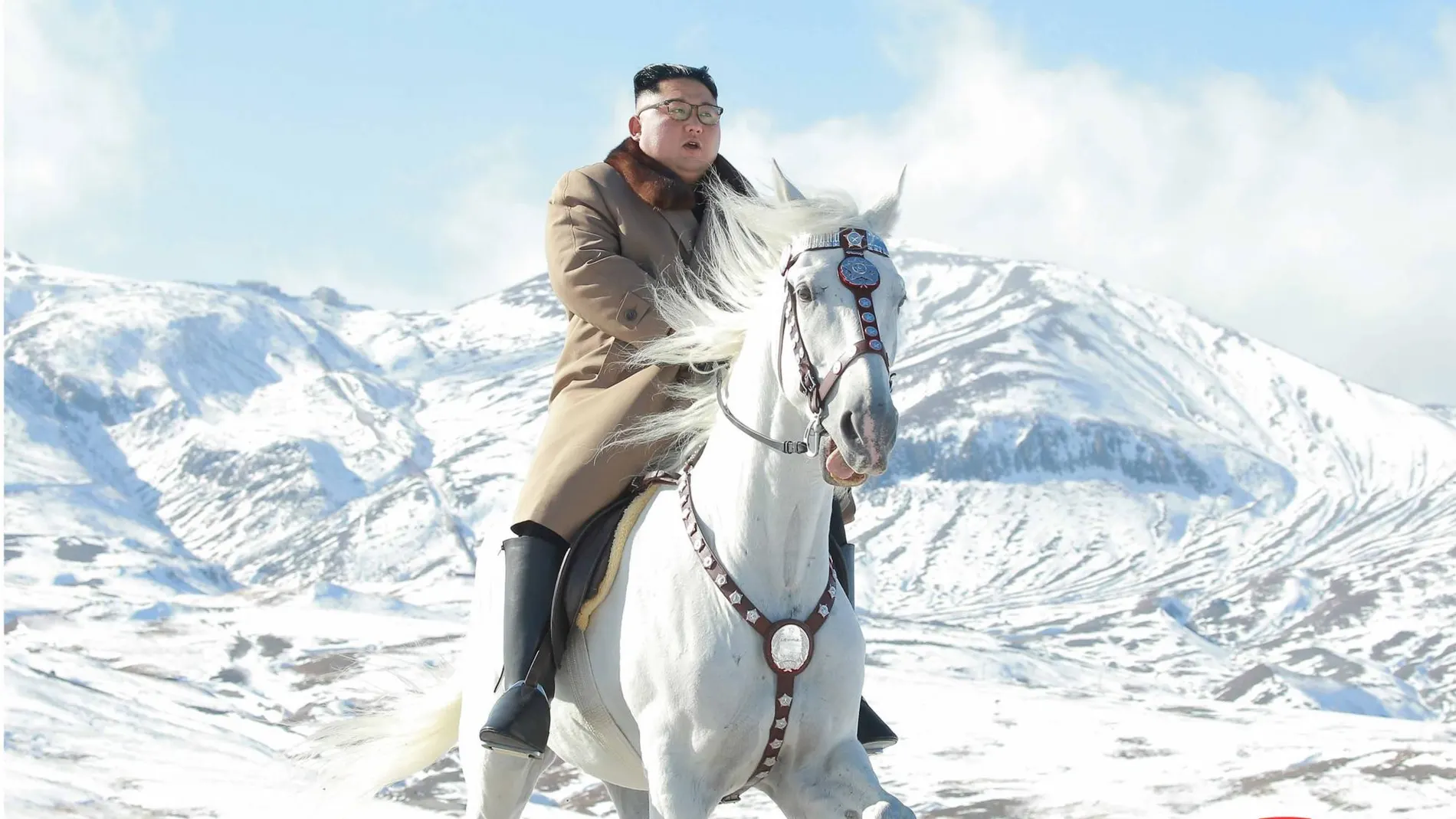 El régimen ha difundido ocho imágenes ecuestres de Kim Jong Un/Efe