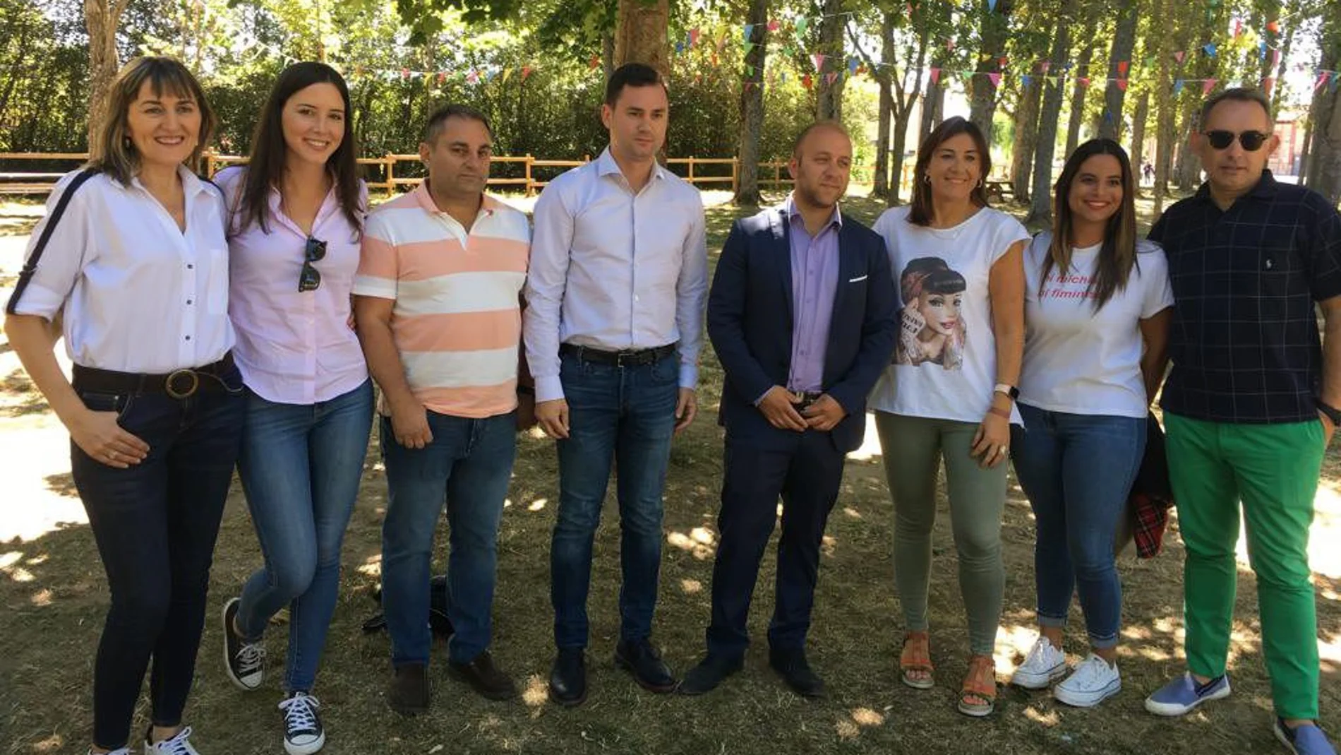 Ana Sánche participa en la Fiesta de la Rosa de Boñar junto a Javier Alfonso Cendón, y José Villa, entre otros