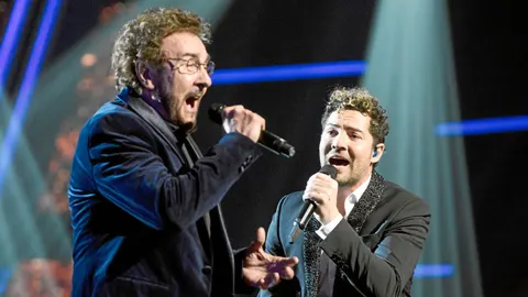 En la semifinal, David Bisbal cantó con su finalista, el tenor Ignacio Encinas. Foto: Atresmedia