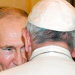El Papa Francisco recibe al presidente ruso, Vladimir Putin, en una audiencia privada en el Vaticano
