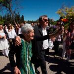 Ascension Mendieta logró exhumar a su padre en 2017 del cementerio de Guadalajara, en lo que fue el primer caso de la 'querella argentina' contra los crímenes del franquismo/Reuters