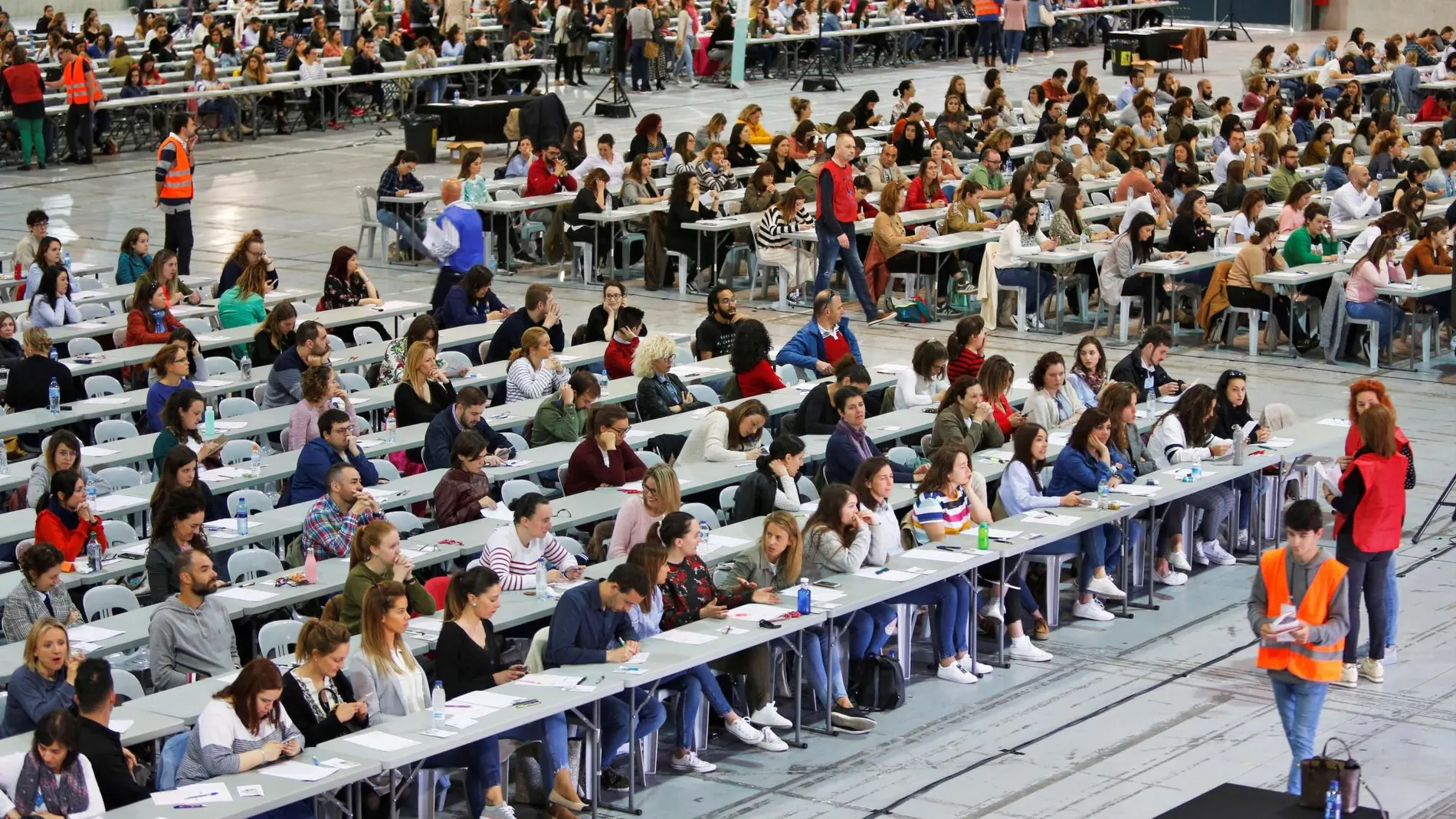 Los estudiantes de León (36%) son los que se sienten más atraídos por el empleo público. Los madrileños (16%), los que menos