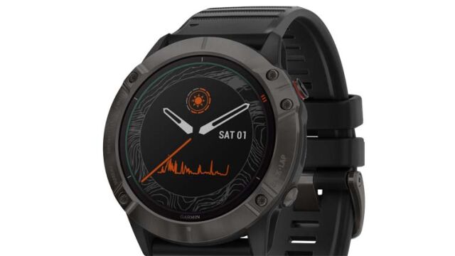 El Garmin fénix 6 crece en tamaño de pantalla y en su versión más completa utiliza un sistema de carga solar en el cristal.
