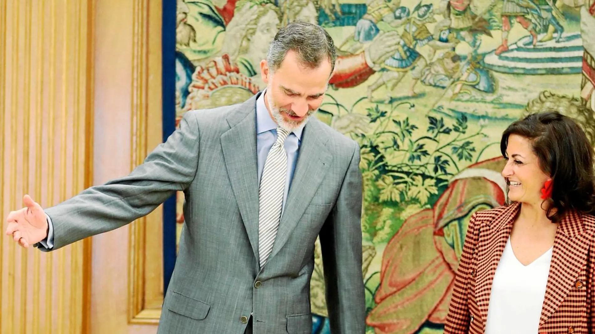 Felipe VI recibió ayer en el palacio de la Zarzuela a la nueva presidenta de La Rioja, Concha Andreu