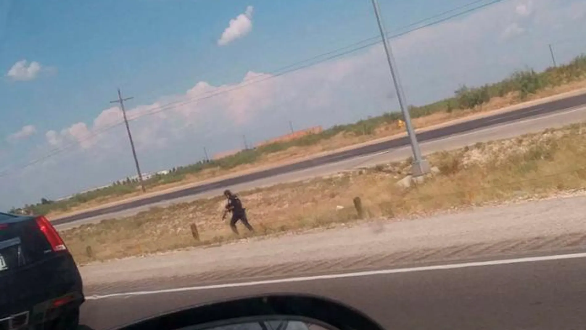 El francotirador disparaba a los coches