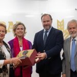Acto de entrega del premio / La Razón