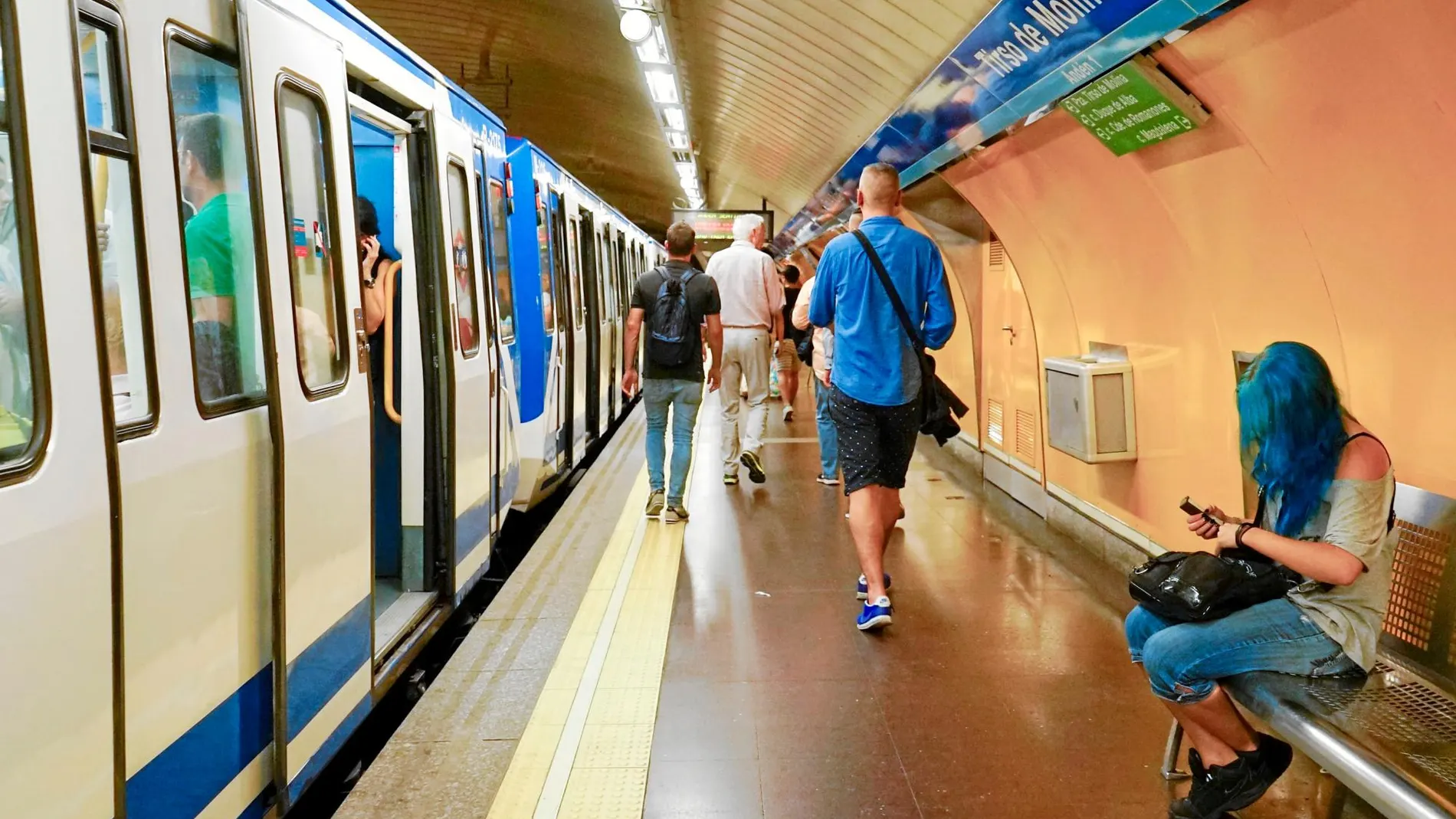 Los vigilantes de seguridad de Metro tienen prevista la huelga con carácter indefinido / Gonzalo B. García