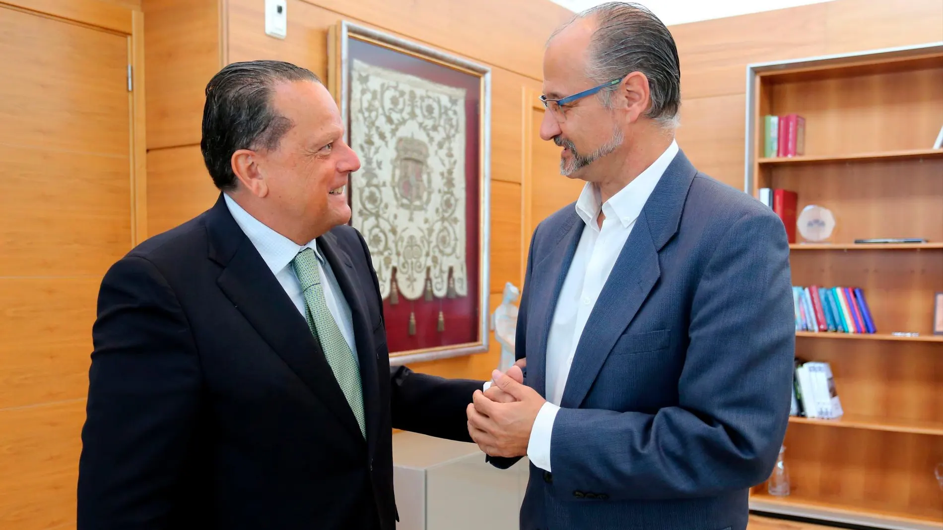 Luis Fuentes y Mario Amilivia, durante su encuentro