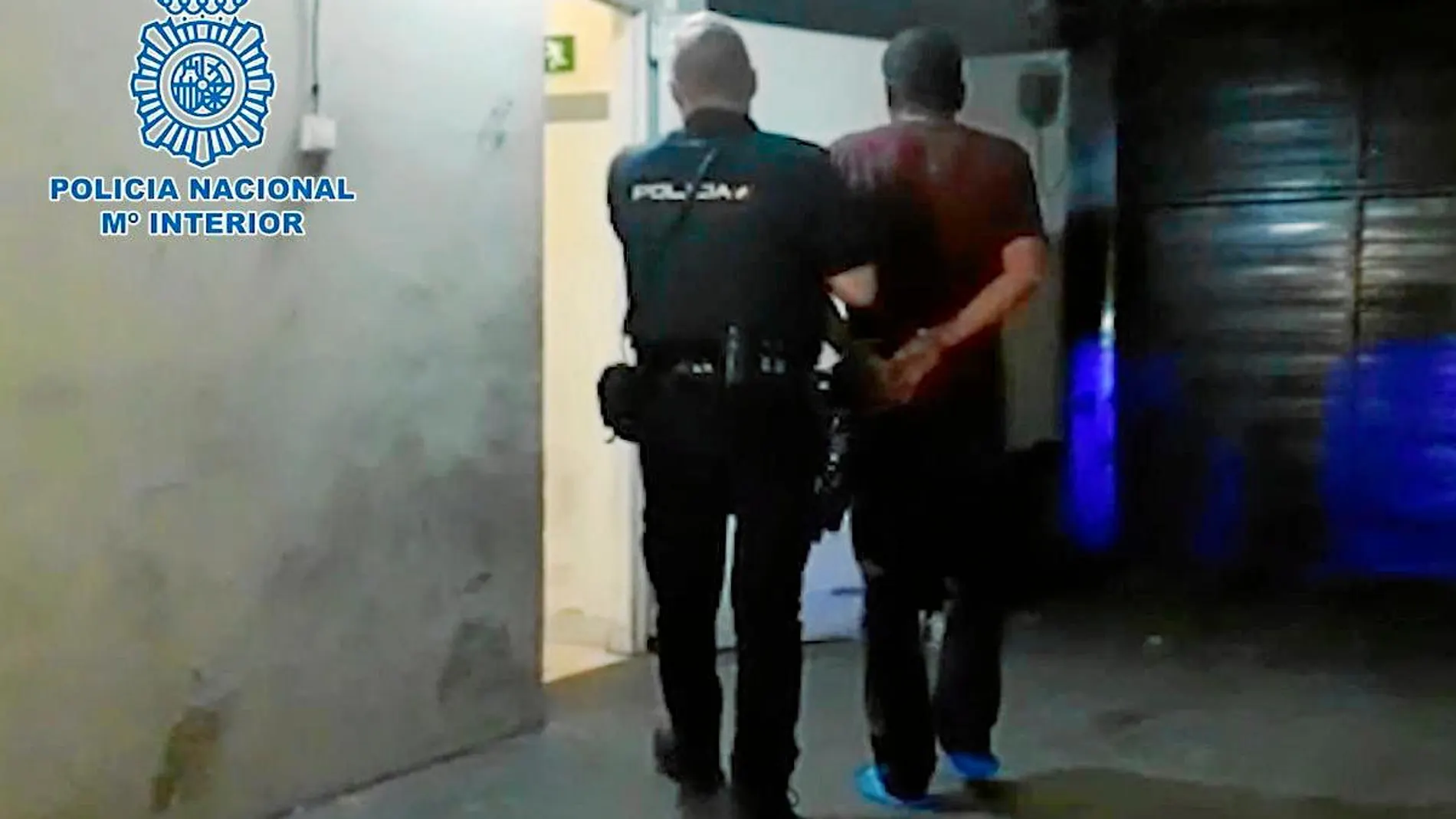 El hombre detenido por el asesinato de su mujer en Ciudad Lineal, en dependencias policiales