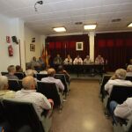 Carlos Mazón visitó el Juzgado Privativo de Aguas de Orihuela para trasladar la colaboración de la Diputación de Alicante para la reconstrucción de las zonas afectadas por «gota fría». LA RAZÓN