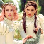 Emma Roberts y Eiza González protagonizan una historia de amor en "Paradise Hills"
