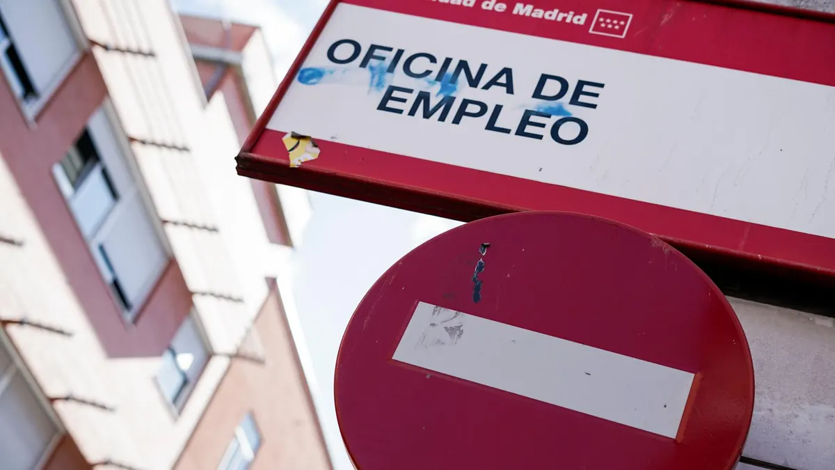 Las oficinas de empleo madrileñas estrenan hoy el servicio de cita previa telefónica para realizar trámites laborales