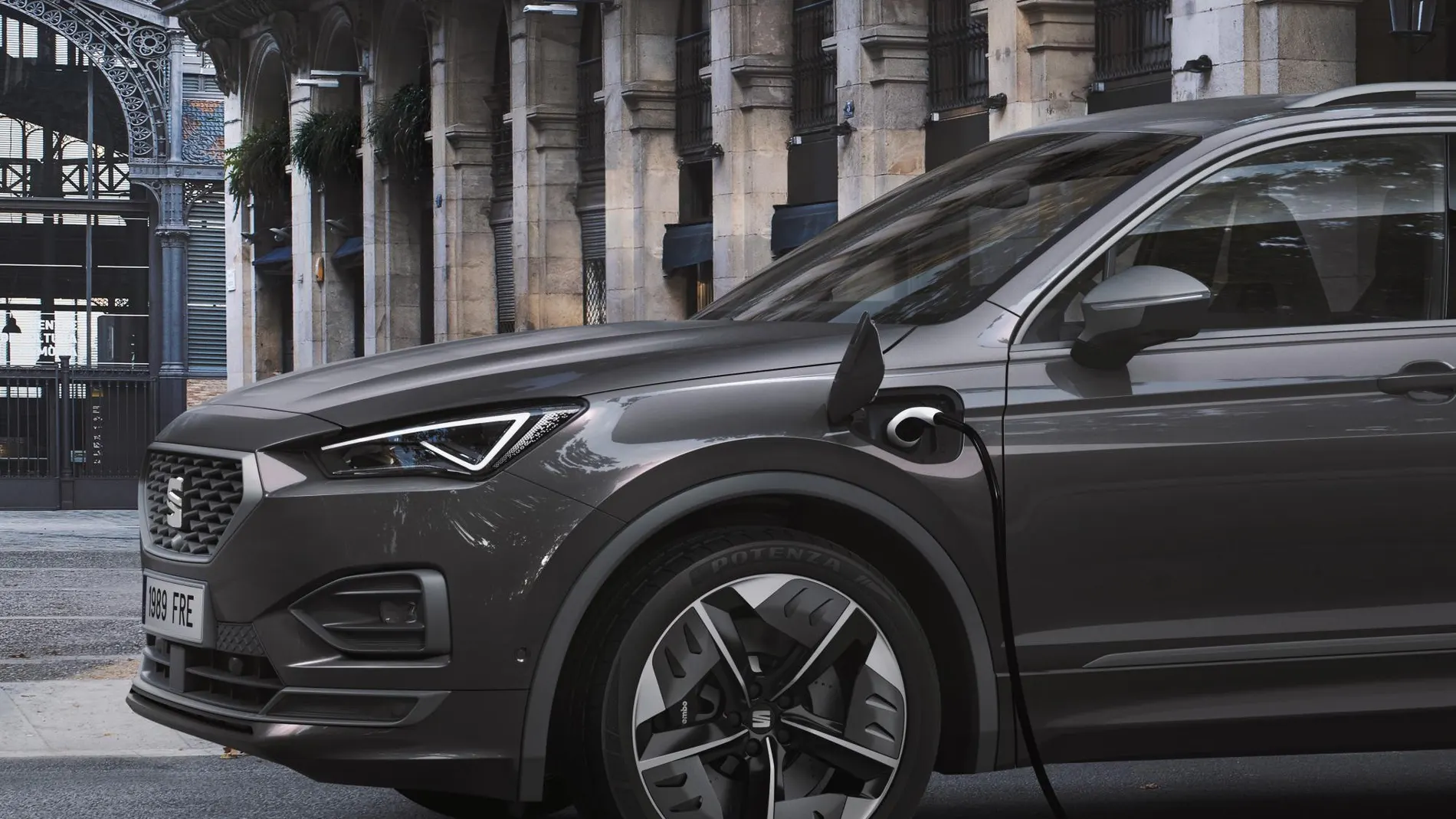 Ventas de coches en España: suben los vehículos ecológicos y también...los diésel