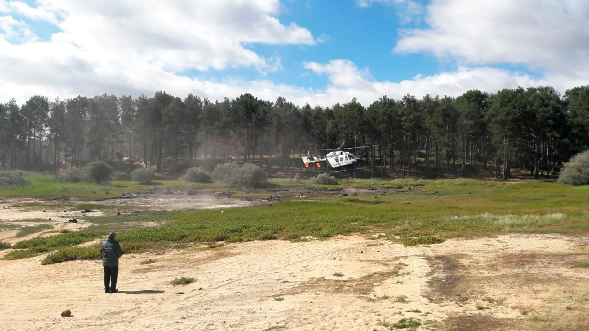 Helicóptero de la Guardia Civil en una operación de rescate