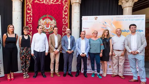 Presentación del Festival Fetal, con la presencia, entre otros del presidente de la Diputación de Valladolid Conrado Íscar, y el consejero de Cultura y Turismo, Javier Ortega