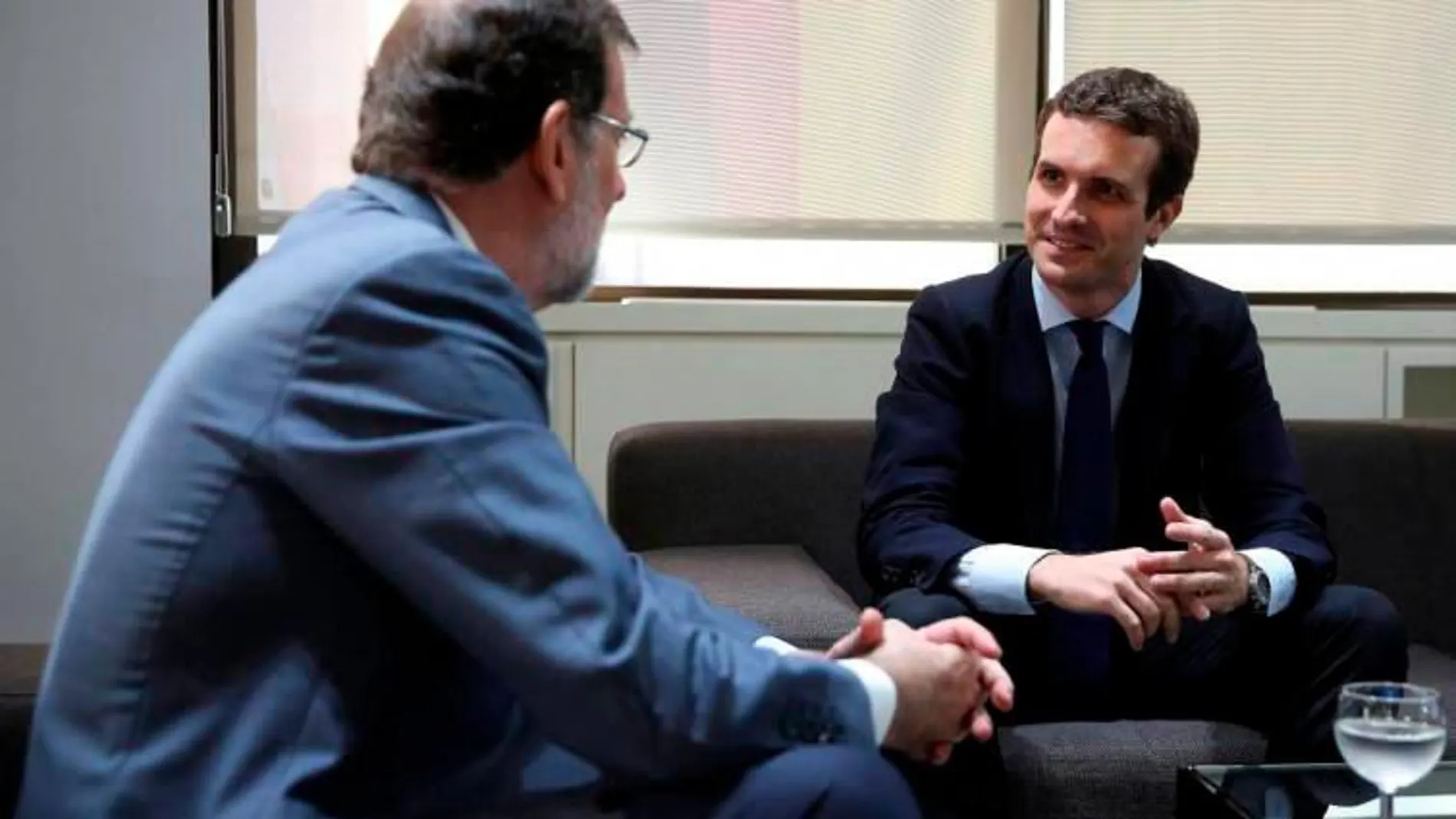 Pablo Casado y Mariano Rajoy, en una imagen de archivo / Efe