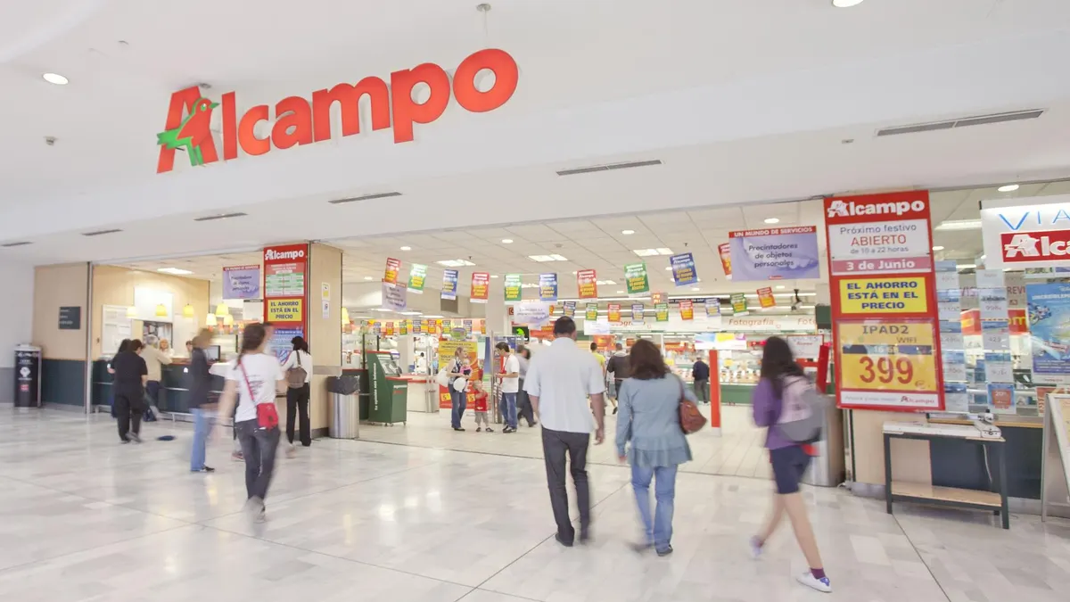 Las ventas de Alcampo mejoran un 5,88%, hasta los 5.502 millones, tras incorporar a su parque más de 200 de las tiendas compradas a Dia