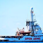 El “Open Arms” cerca de Lampedusa/ REUTERS
