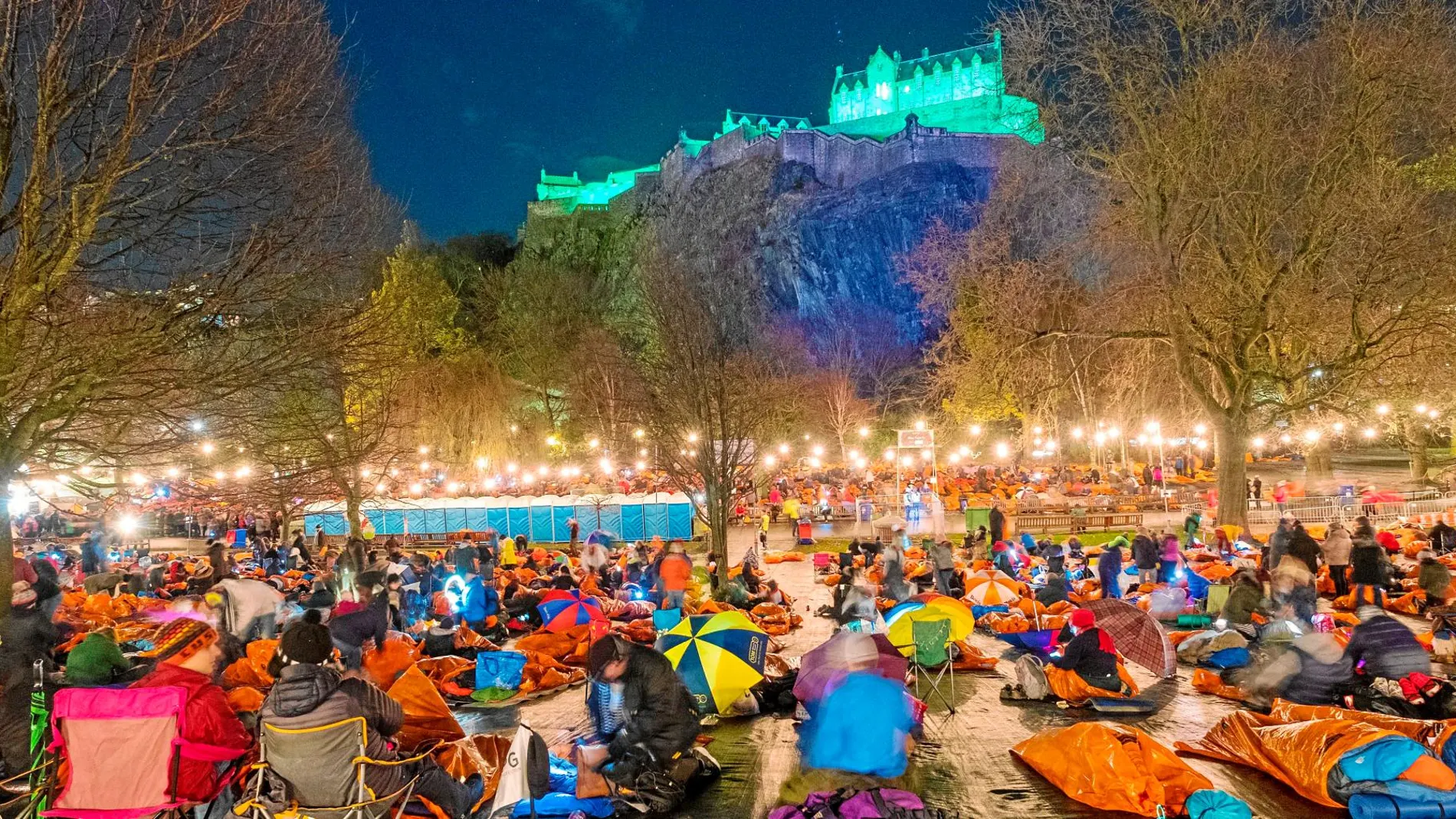 España se sumará por primera vez al evento «The World’s Big Sleep Out» en el que están llamadas a participar más de 50 ciudades del mundo/Foto: Hogar sí
