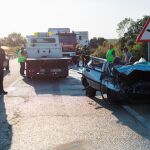 Muere un hombre tras colisionar su turismo frontalmente con un camión