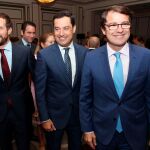 Fernández Mañueco junto a Pablo Casado y Juan Manuel Moreno Morilla en Madrid