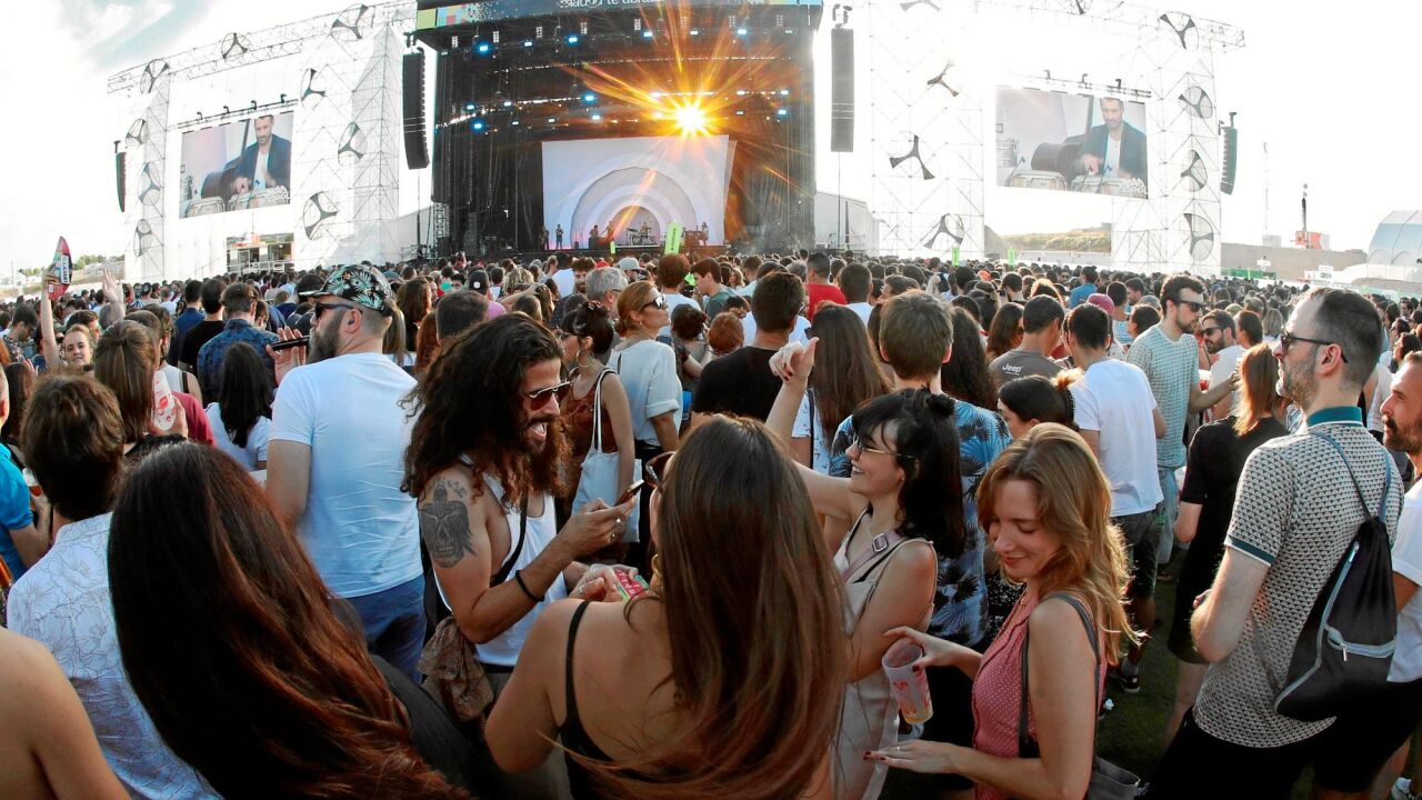 Is it legal to resell music festival tickets? These are the fines and