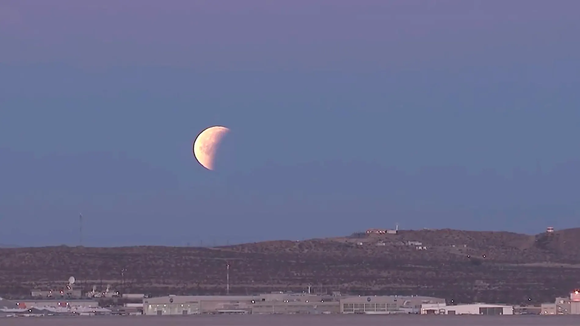 Una imagen de la luna