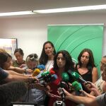 Una imagen de archivo de Rocío Ruiz ante los medios en Huelva / EP