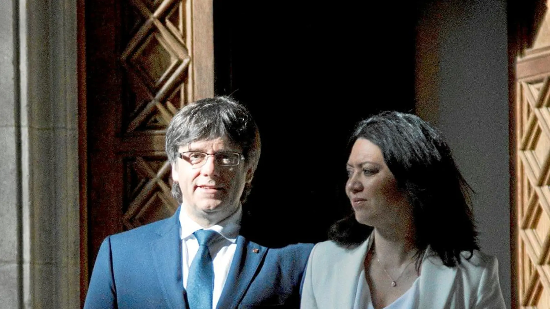 "Separación temporal": ¿Se quieren independizar Puigdemont y su mujer?