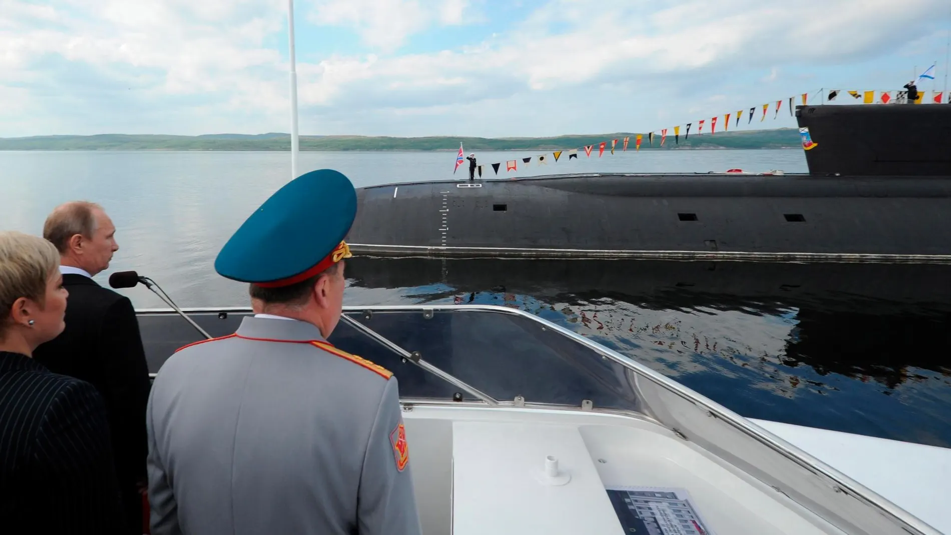 Fotografía de archivo del presidente ruso, Vladímir Putin, durante una visita a un submarino durante el Día de la Marina en Severomorsk (Rusia) / Foto: Efe