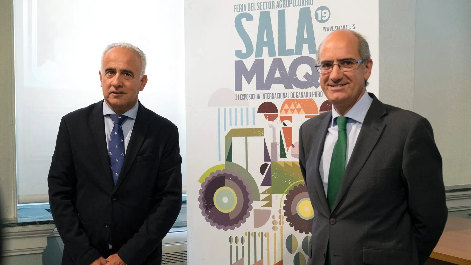 El presidente de la Diputación de Salamanca, Javier Iglesias, presenta la nueva edición junto con el diputado de Ferias, Jesús María Ortiz
