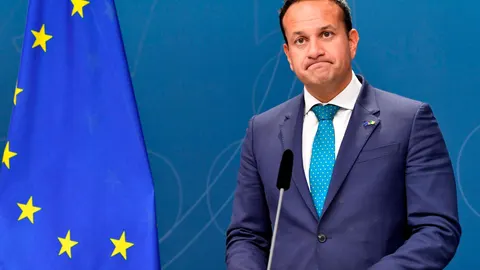 Leo Varadkar durante la conferencia de prensa / Reuters