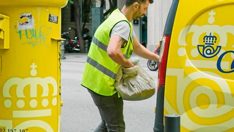 La plantilla de Correos aumentó hasta los 51.630 empleados, 1.689 trabajadores más que en el primer semestre de 2018