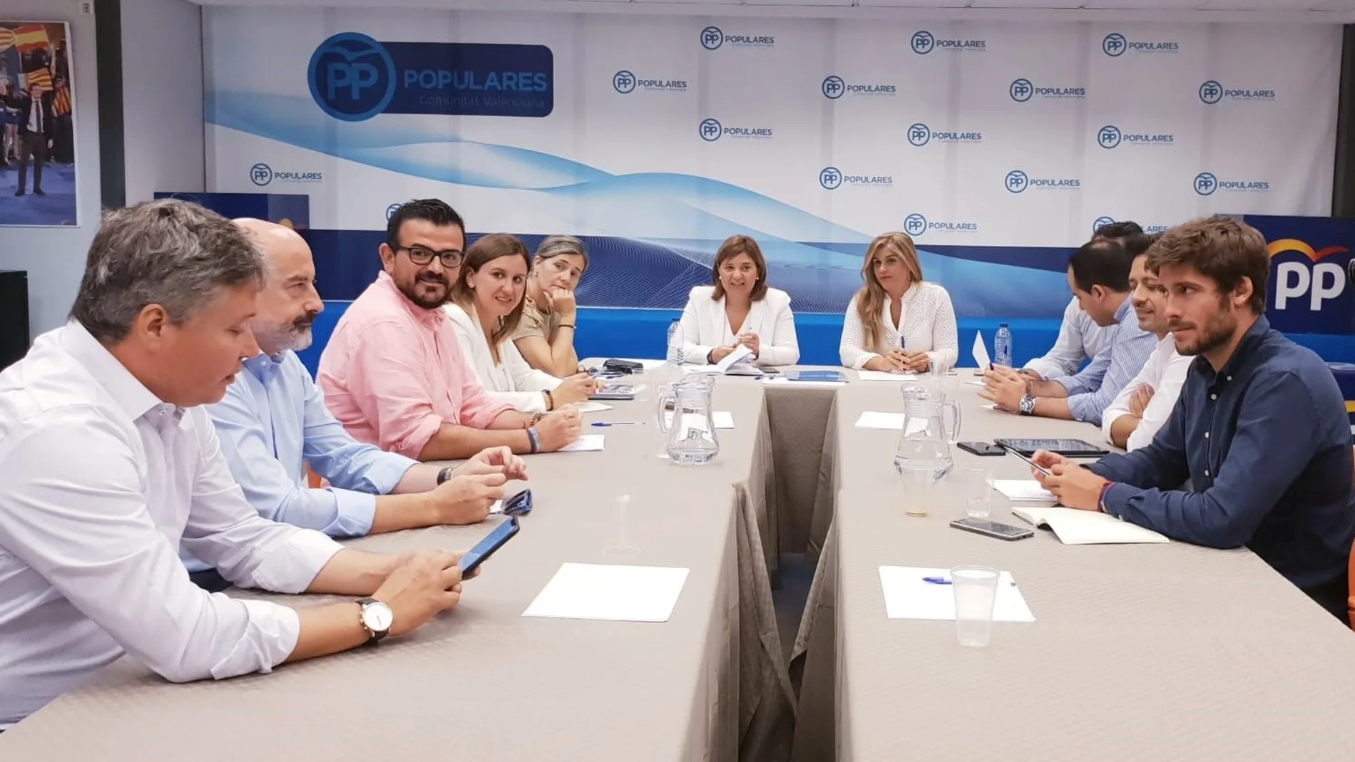 La presidenta del PPCV y síndica de su grupo en Les Corts Valencianes, Isabel Bonig, ha tomado la bandera de la reivindicación en materia de financiación para la Comunitat Valenciana
