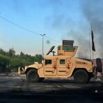Tropas del Ejército Iraquí se despliegan en un lugar de las protestas en Bagdad,