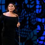 Isabel Pantoja durante un concierto