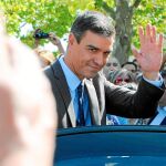 El presidente del Gobierno en funciones, Pedro Sánchez, ayer a su llegada a la inauguración de la Feria de Zafra (Badajoz)