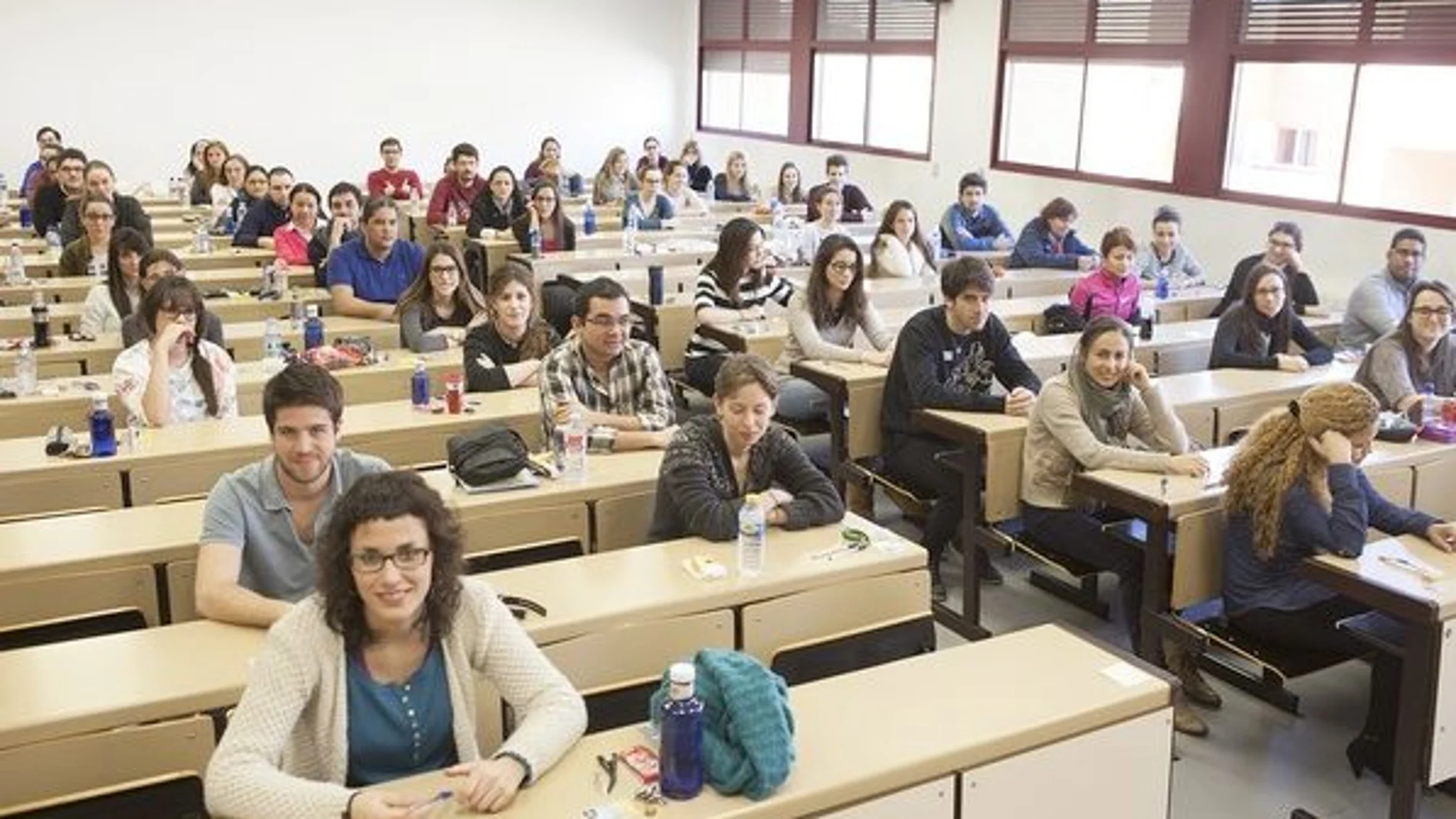 Una de las aulas donde se realizan las pruebas para optar a las plazas de Formación Sanitaria Especializada