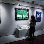 La XVIII Semana de la Arquitectura de Sevilla arrancó ayer con la exposición «José Ramón Sierra, pinturas. Casa, estatuas, ruinas y fibra óptica» / Foto: Manuel Olmedo