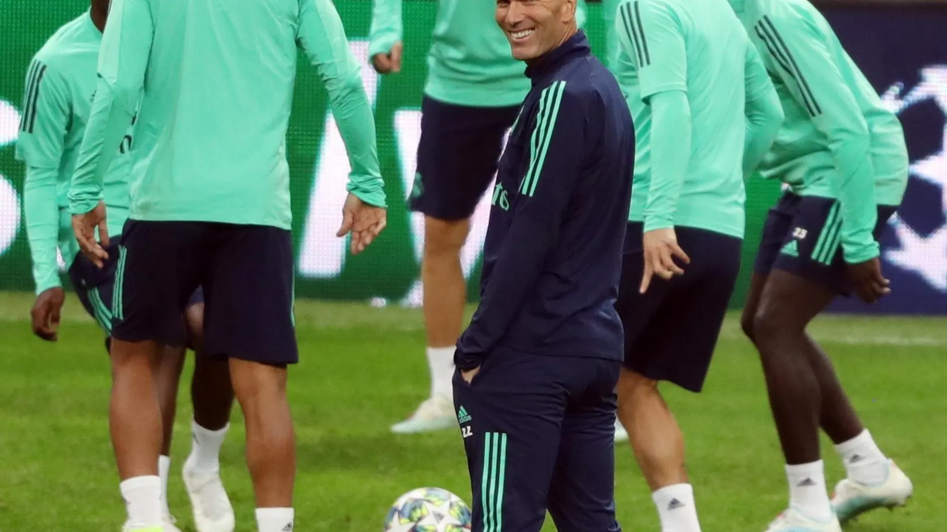 Zidane, entrenando ayer