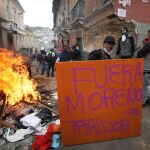 Ecuatorianos en Quito muestran su rechazo al presidente Lenín Moreno/AP