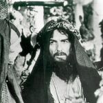 John Cleese, George Harrison y Eric Idle en una escena del filme "La vida de Brian"