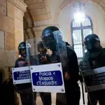  Los Mossos evitan un escrache contra la Guardia Civil en Sitges