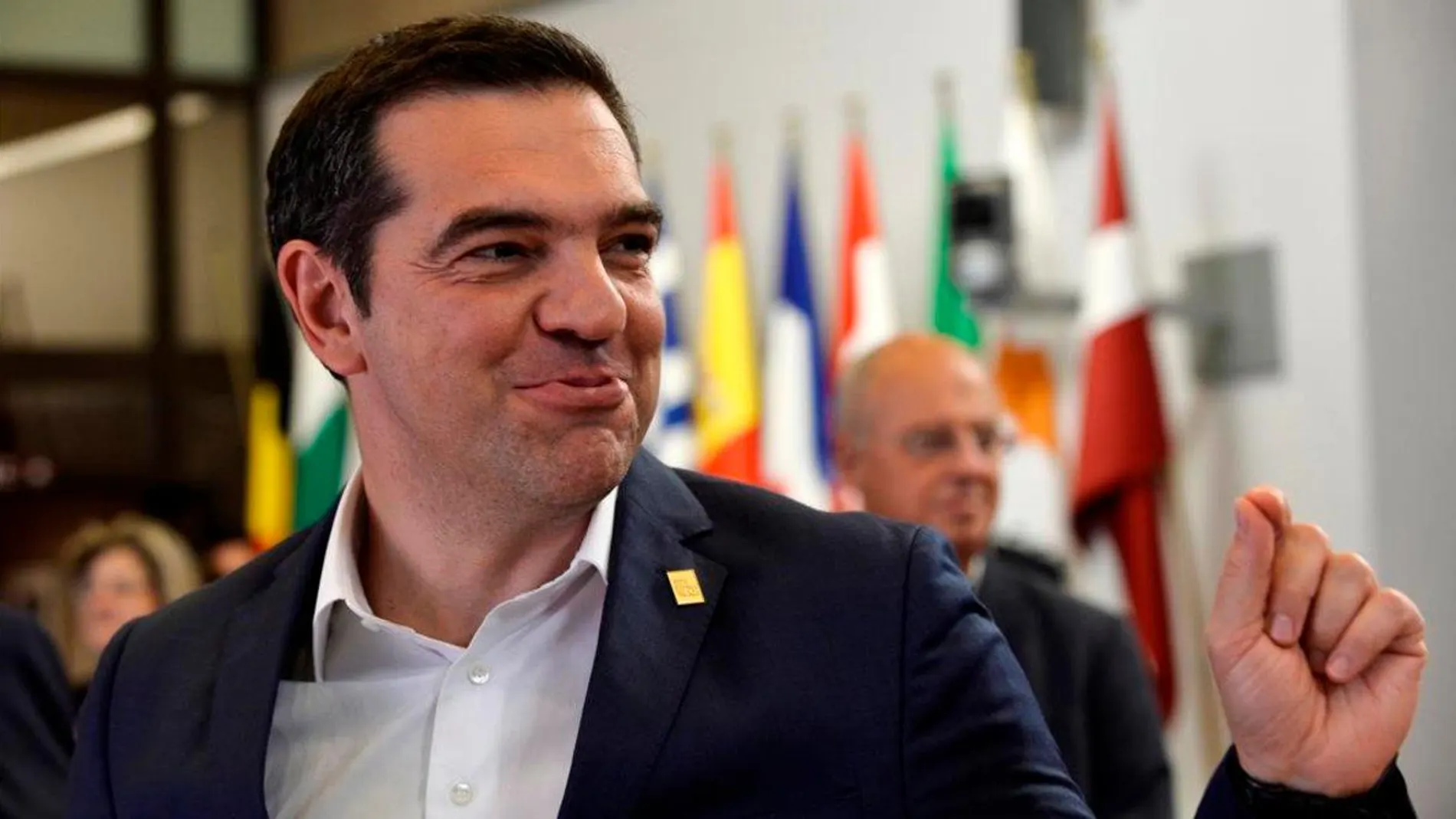 Alexis Tsipras, de “enfant terrible”a alumno ejemplar de la Unión Europea