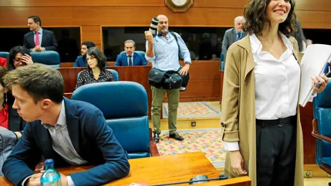 La presidenta regional, Isabel Díaz Ayuso, ayer, durante el primer pleno de la legislatura en la Asamblea de Madrid. Foto: Cipriano Pastrano