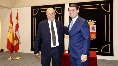 Francisco Igea junto a Alfonso Fernández Mañueco